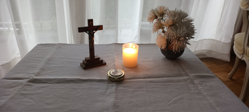 communion à domicile à l'église de Vannes Saint Pie X Notre-Dame de Lourdes