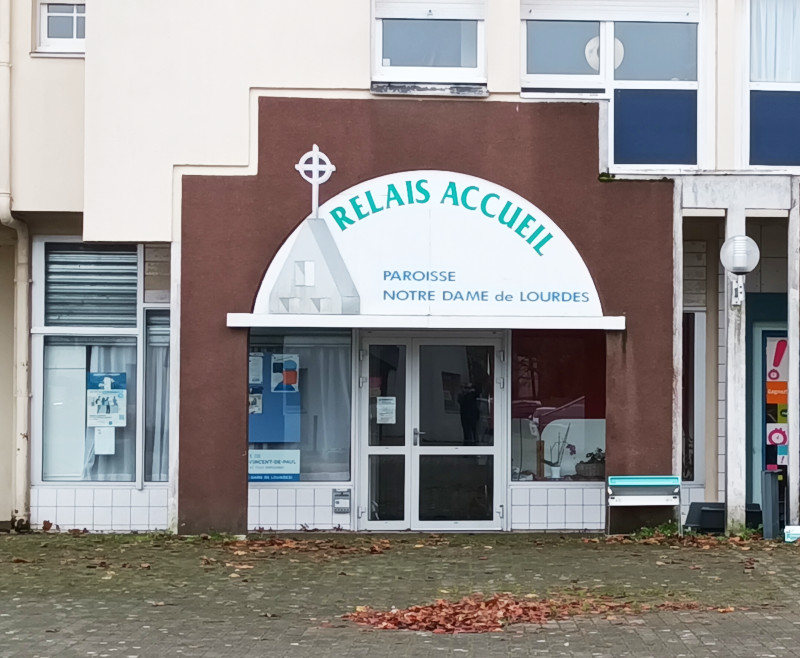 Relais accueil cliscouët à l'église de Vannes Saint Pie X Notre-Dame de Lourdes